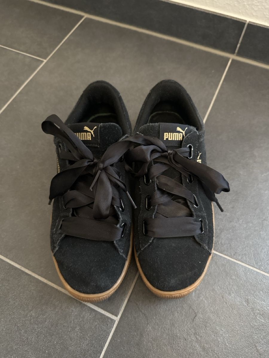 Puma Damenschuhe: Puma Damenschuhe Schwarz – Gebraucht aus Basel von jane_2h95 1