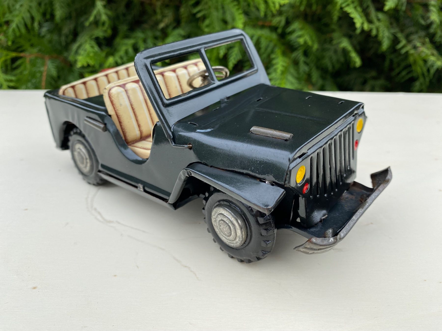 Giocattoli: alter Jeep aus Blech Made in Japan – Difettoso da Feldbach venduto da Olive1 3