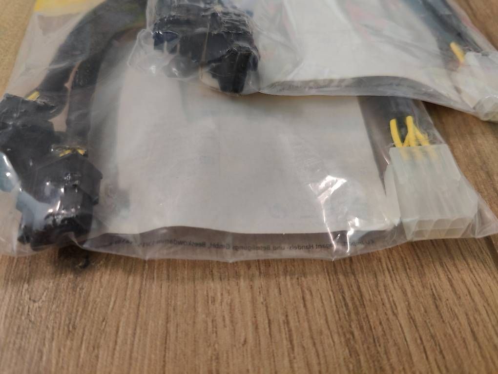 Kabel: 1x PCI Express Power dual 8 pin – Neu und originalverpackt aus Stäfa von TBStaefa 1