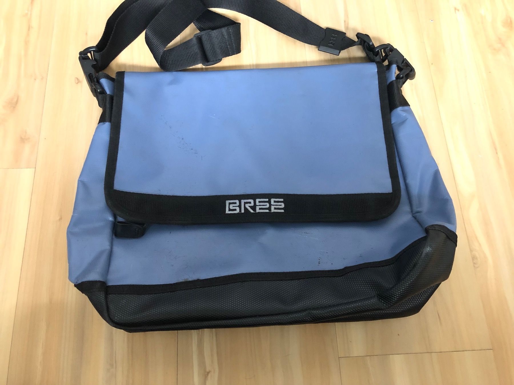 Bree Borse: Bree Tasche Handtasche Reisetasche Blachentasche – Usato da Frauenfeld venduto da Babytimmy