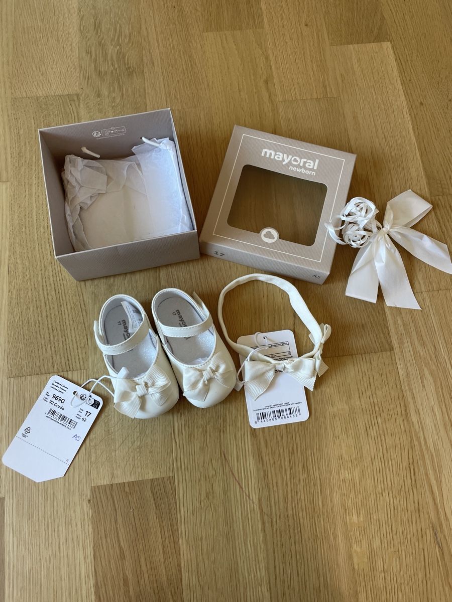 Mayoral Lotti & Set di vestiti: Newborn Set von Mayoral – Nuovo e nell'imballaggio originale da Zürich venduto da Circularrocks