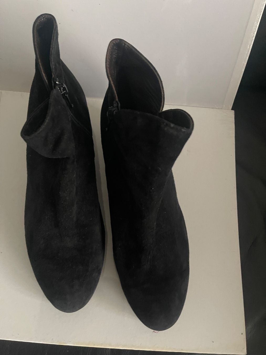 Scarpe da donna: BRUNATE Wildleder Stiefeletten – Nuovo (secondo la descrizione) da Hinterkappelen venduto da lid_9h7j 1
