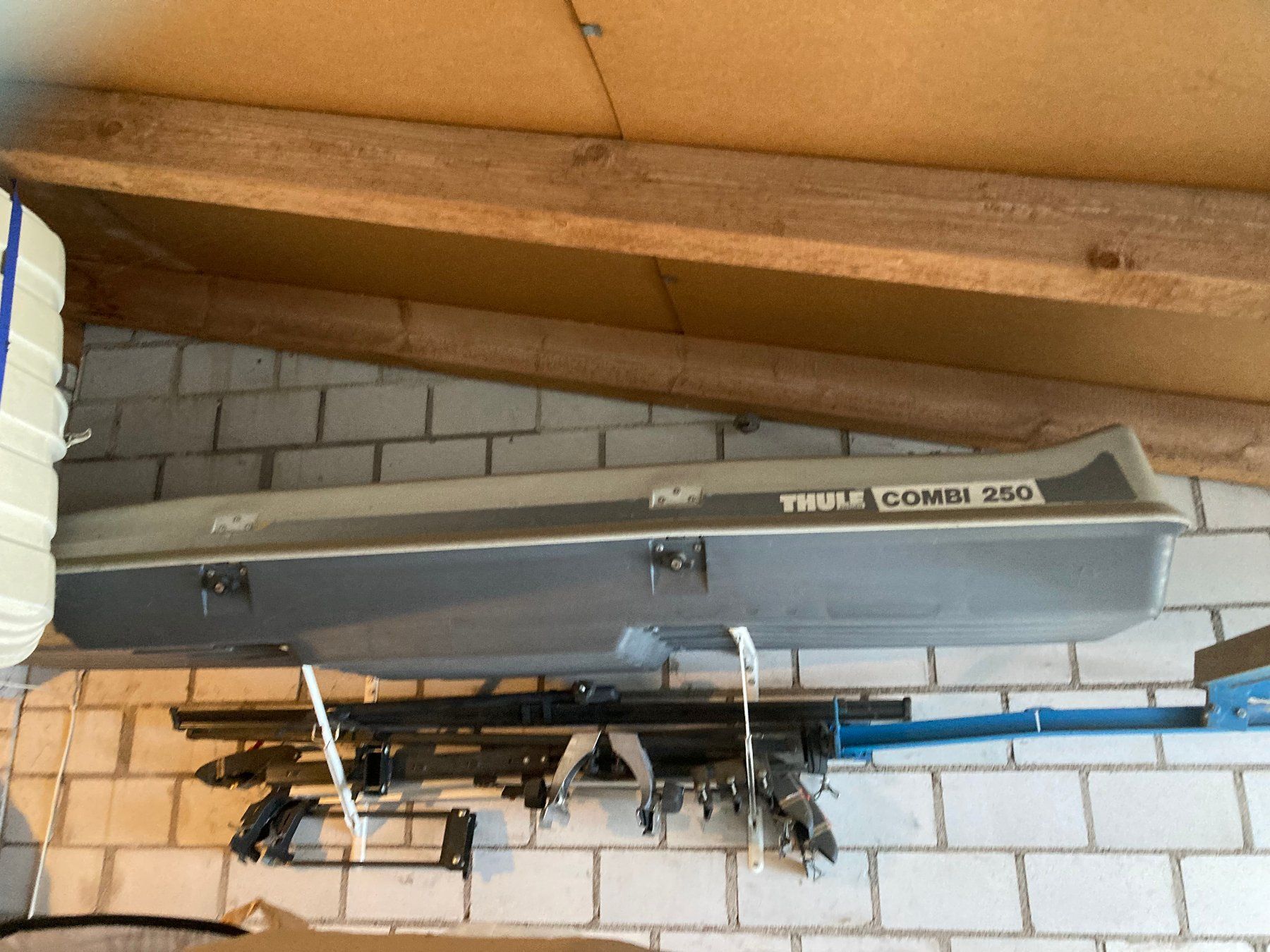 Thule Box da tetto: THULE Combi 250 Dachbox – Usato da Dörflingen venduto da rudis-55