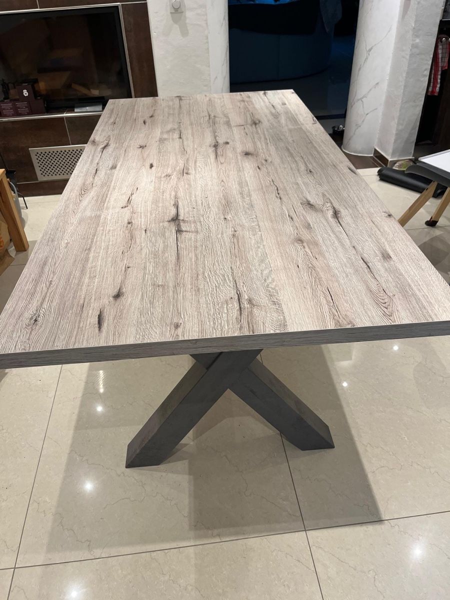 Cucine complete: Küchentisch – Usato da Herbetswil venduto da Alpinaoekonom