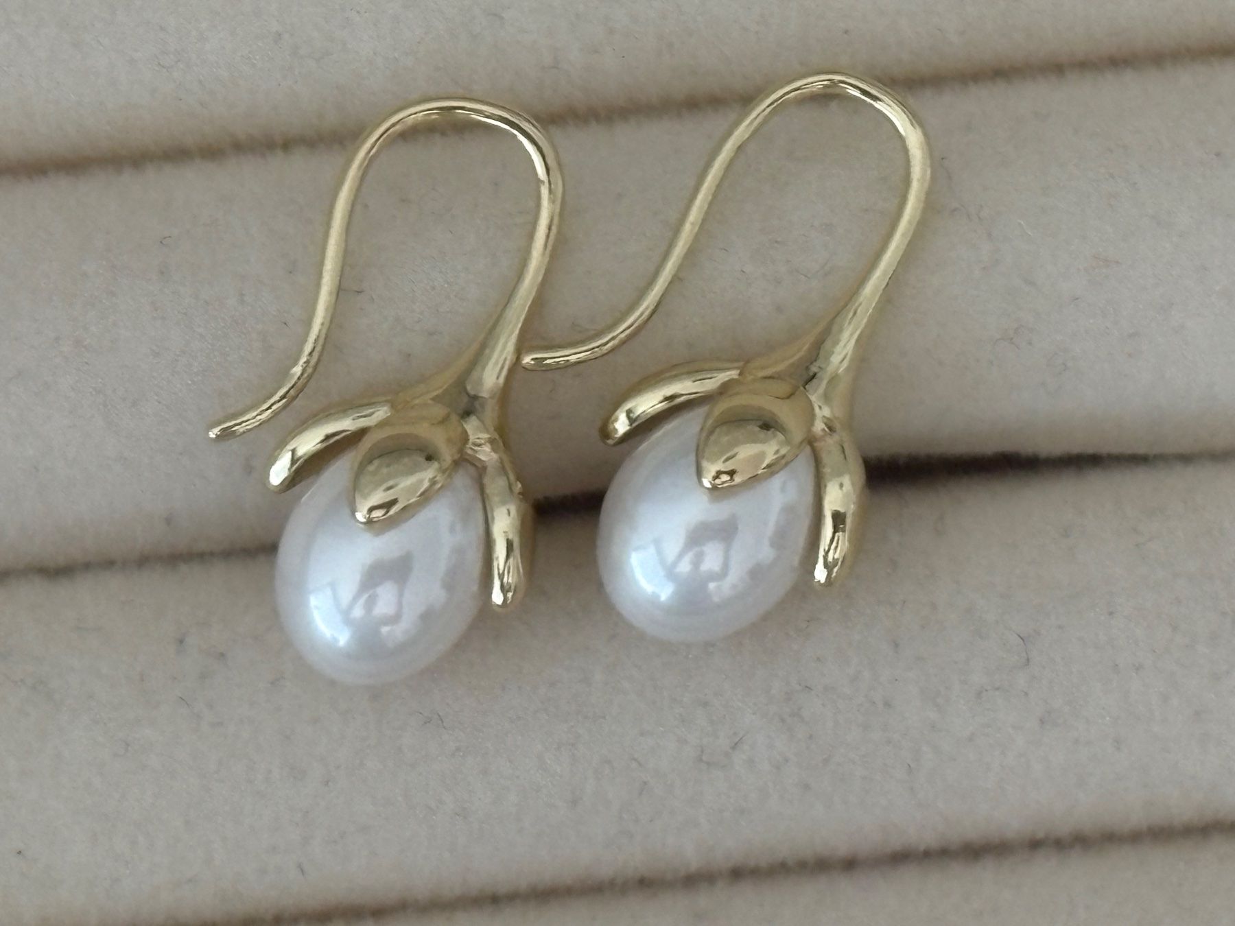 Ohrringe & -stecker: Luxus Elegante Ohrstecker  Kunstperlen Farbe: Gold – Neu (gemäss Beschreibung) aus Biel-Bienne von Roserosse13 4