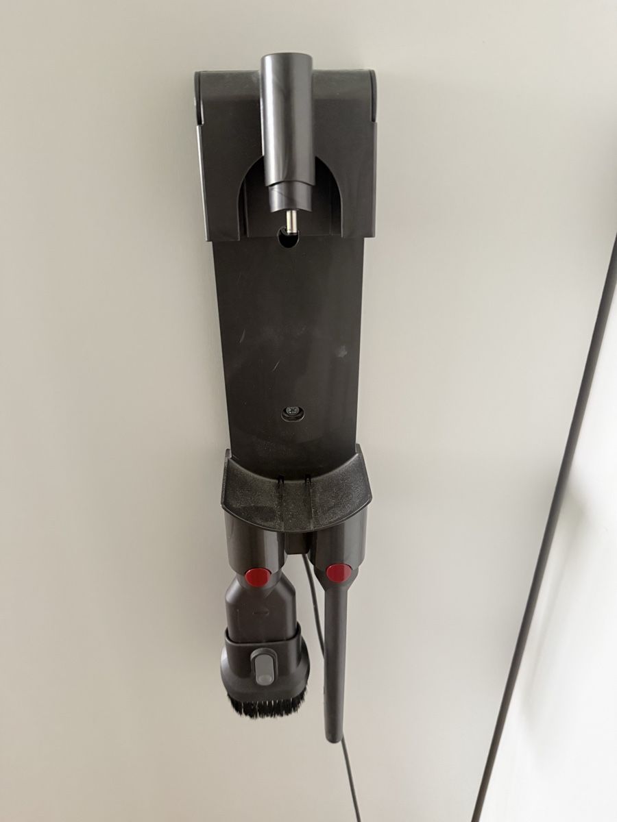 Dyson Aspirapolveri & Accessori: Dyson V7 Akku Staubsauger – Difettoso da subingen venduto da Marco155 1