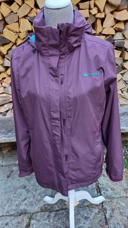 Regenjacke Vaude lila Grösse 42 L guter Zustand