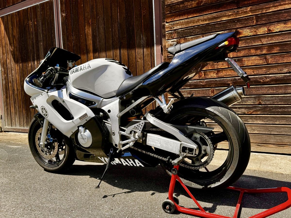 Yamaha Strasse: Yamaha YZF-R6, MFK Juni 2026 – Gebraucht aus Kyburg-Buchegg von Mlaett