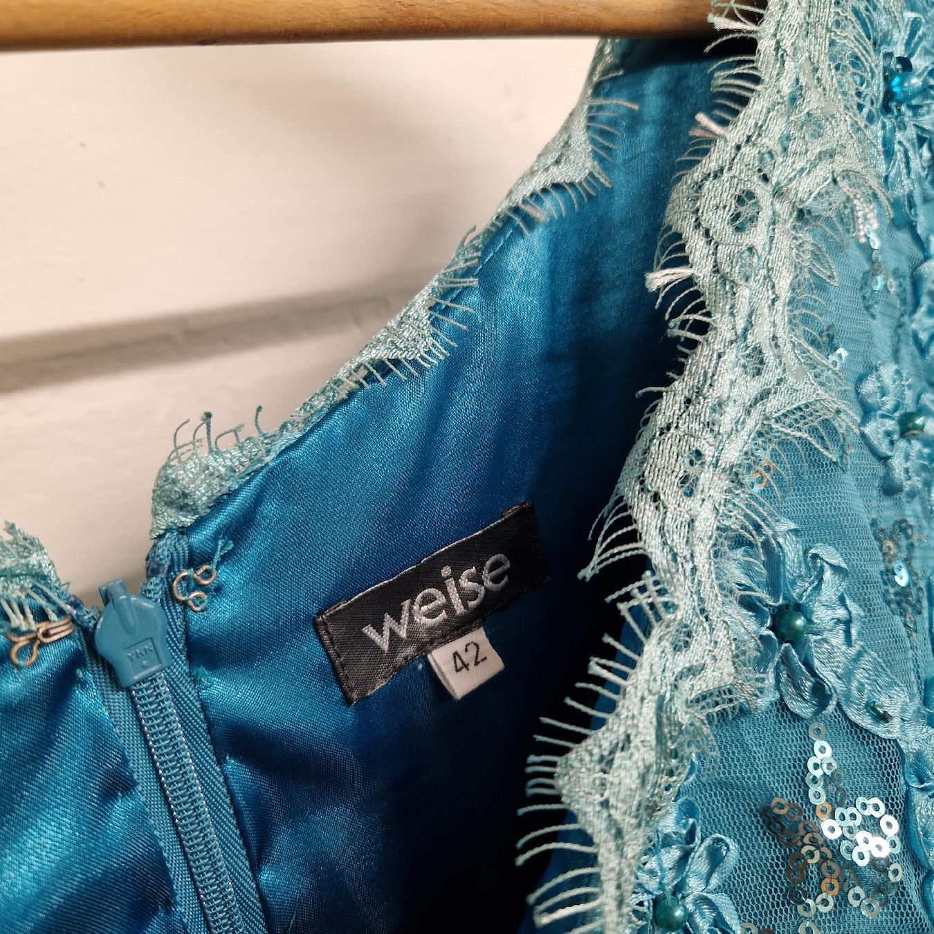 Kleider: Wunderschönes, blaues Kleid von Weise, Gr.42 – Gebraucht aus Bern von latrouvaillebern 1