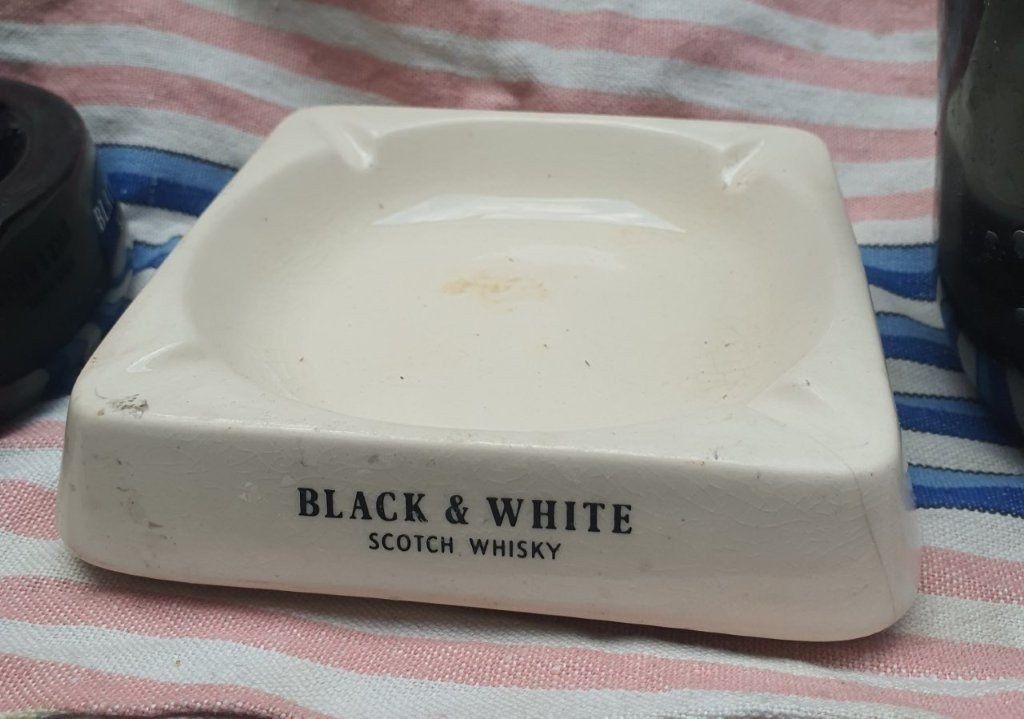 Cendriers: Aschenbecher Whisky Zigarrenset – D'occasion à Schachen LU par Dbd7 2