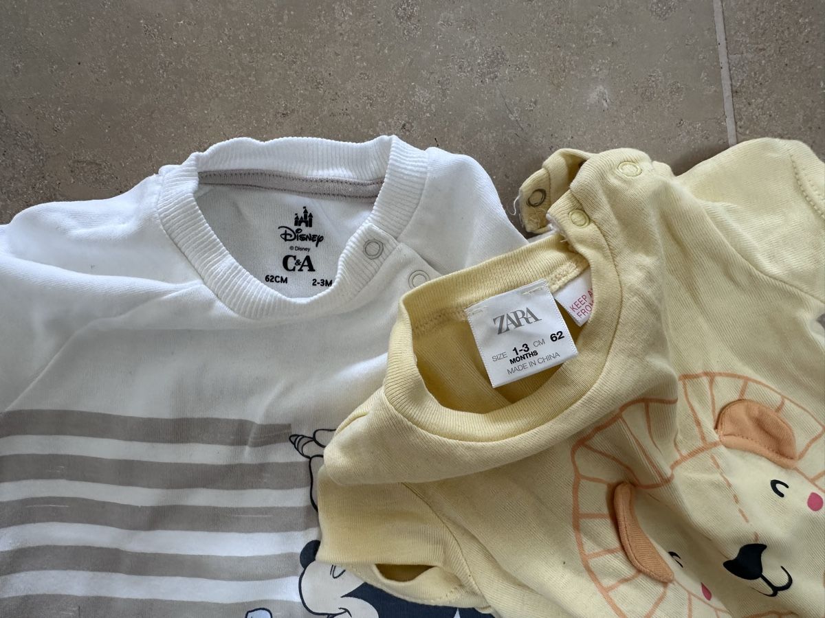 Ensembles coordonnés: Baby Rompers 62  – D'occasion à Zürich par casiana 1