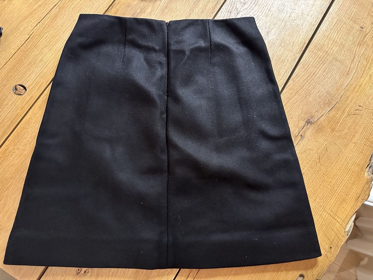 Cos Gonne: Schwarzer A-linen Rock von COS 34 – Usato da Oberwil-Lieli venduto da Claudine_1988 3