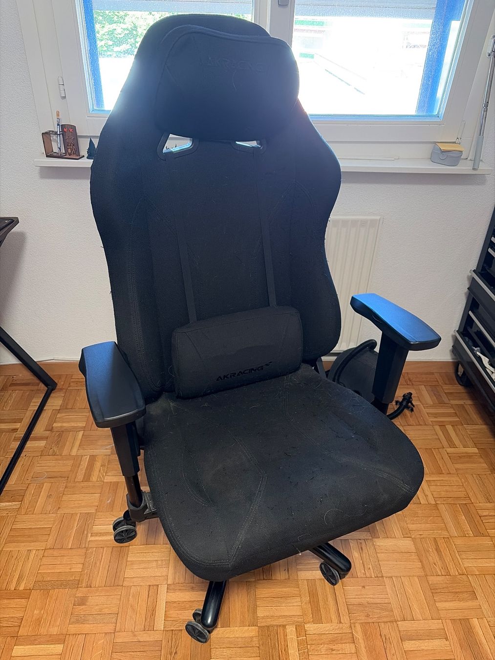 Fauteuils: Fauteuil gaming AKRacing noir – D'occasion à Epalinges par zon_7kg9