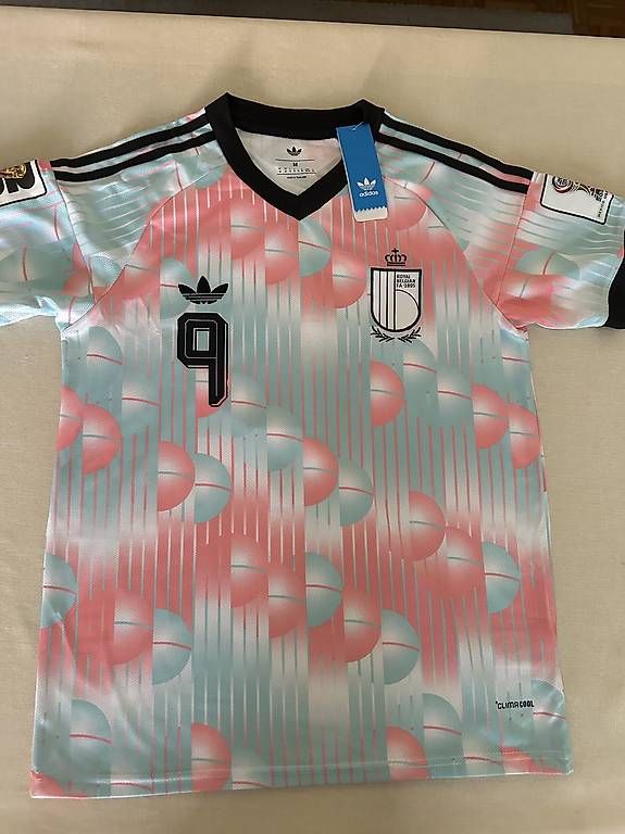 Maillots de corps & Pantalons: Lukaku 9 Trikot – D'occasion à Birr par rob_d6wl