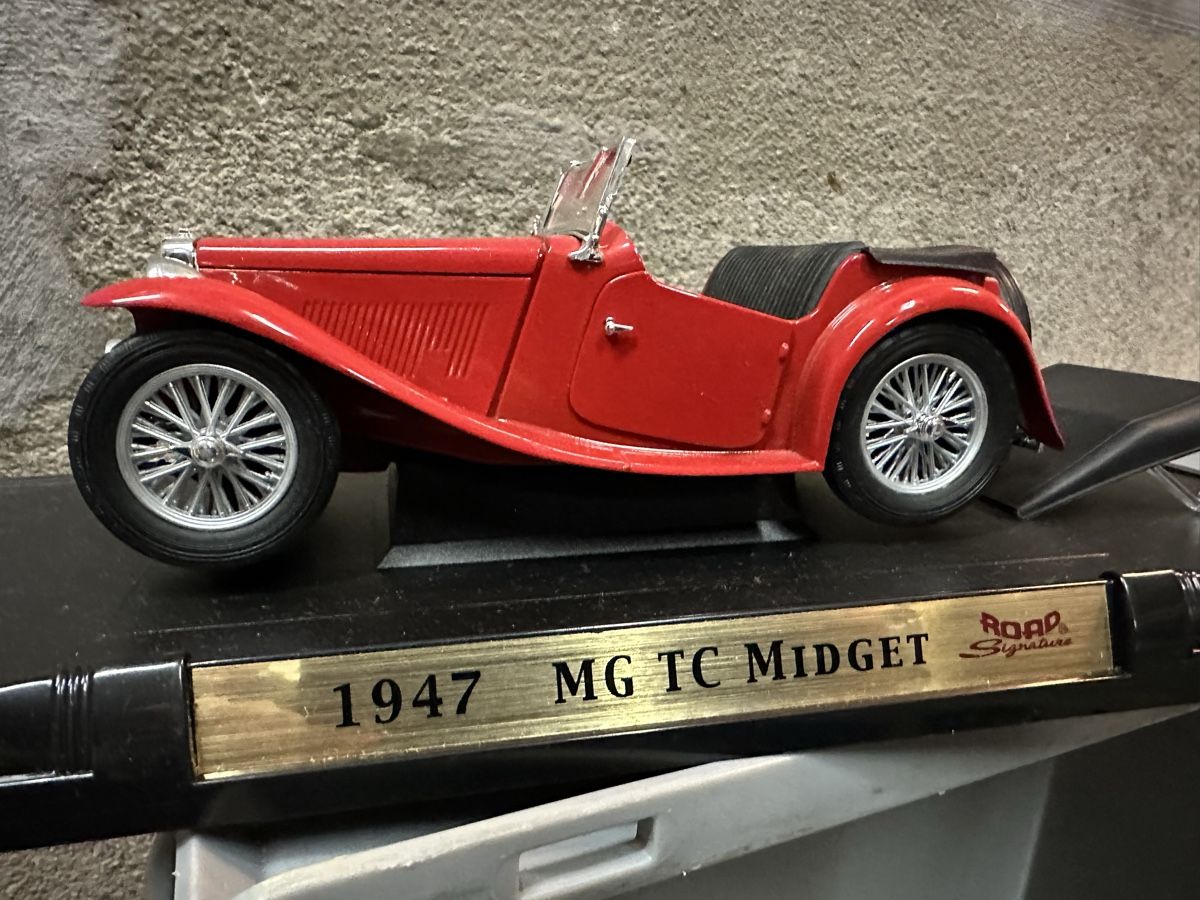 MG Voitures modèles: Mg tc midget 1947 gb Oldtimer Classic  – D'occasion à Reinach AG par rares75