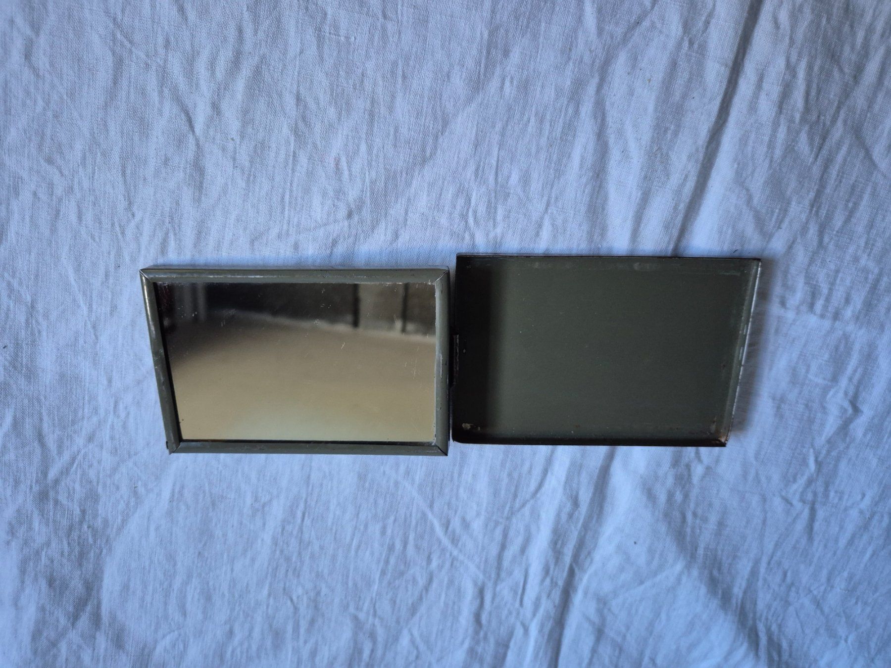 Specchi: Miroir de table vintage, cadre métal – Usato da Fey venduto da sverigi 4