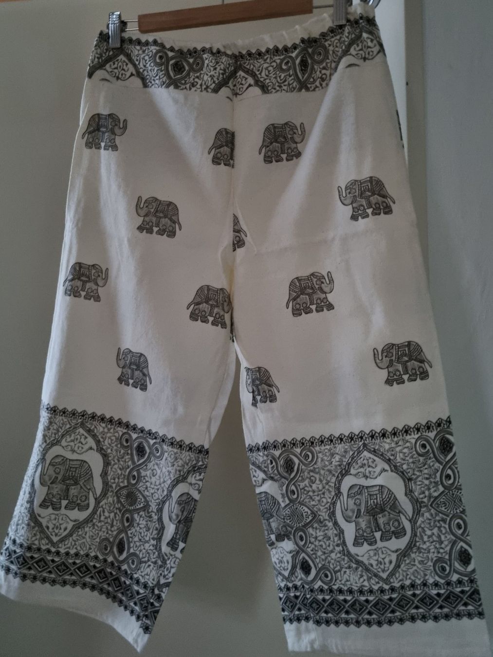 Pantaloni: Hose Baumwolle Gr. 38 – Usato da geroldswil venduto da Gumball1 2