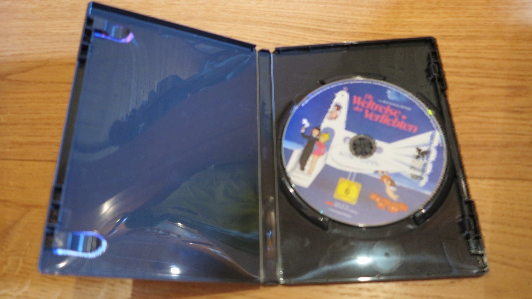 Tutti i DVDs: Die Weltreise der Verliebten – Usato da Bettmeralp venduto da stermei 2