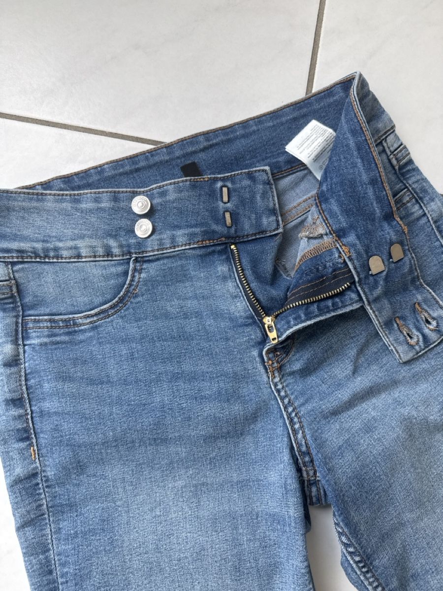 Jeans: Jeans Gr 36 – Usato da Zell ZH venduto da Guffos 1