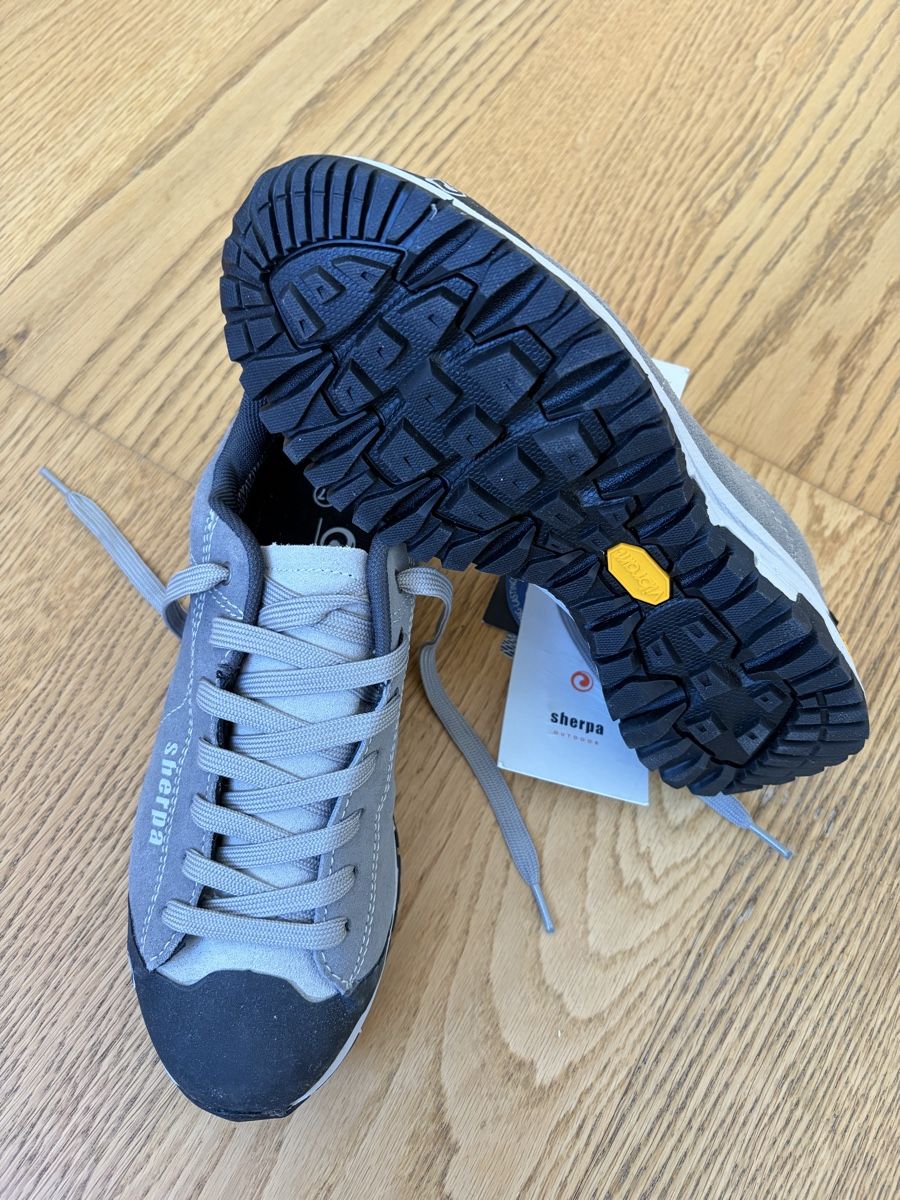 Sherpa Scarpe da donna: Wanderschuh Sherpa Gr.37, neu – Nuovo e nell'imballaggio originale da Bern venduto da jeanine_bieri 4