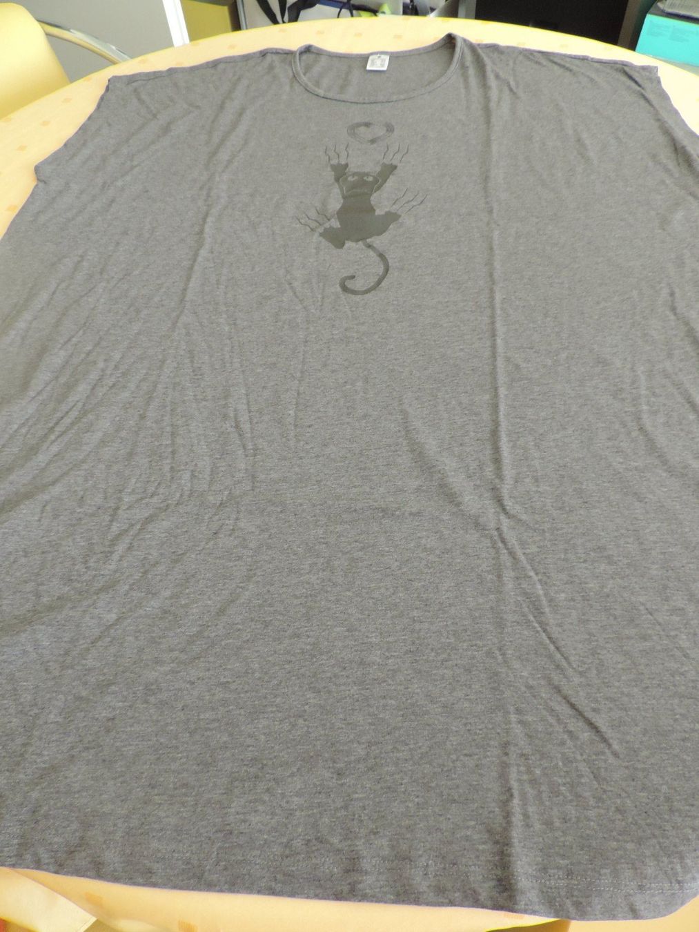 T-shirt: Nachthemd Big Shirt – Nuovo (secondo la descrizione) da Menziken venduto da Feh 1