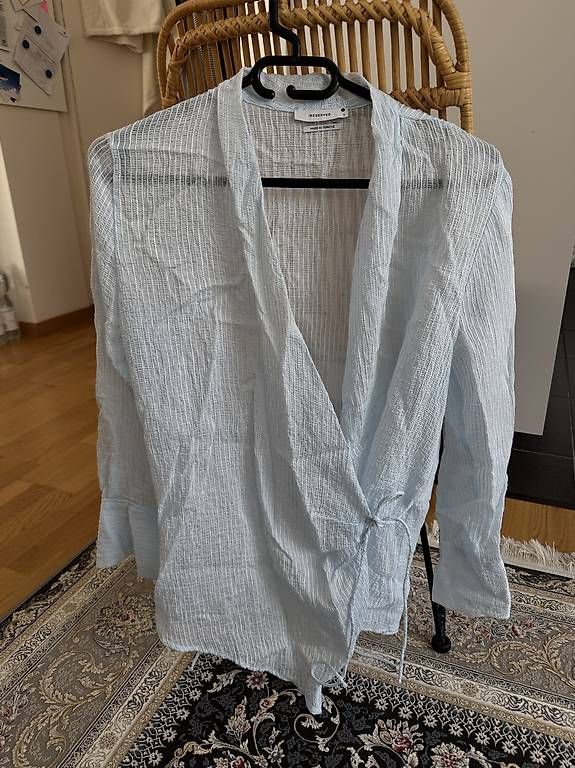 Blusen: Reserved – Gebraucht aus St. Gallen von sho_xzw7 1