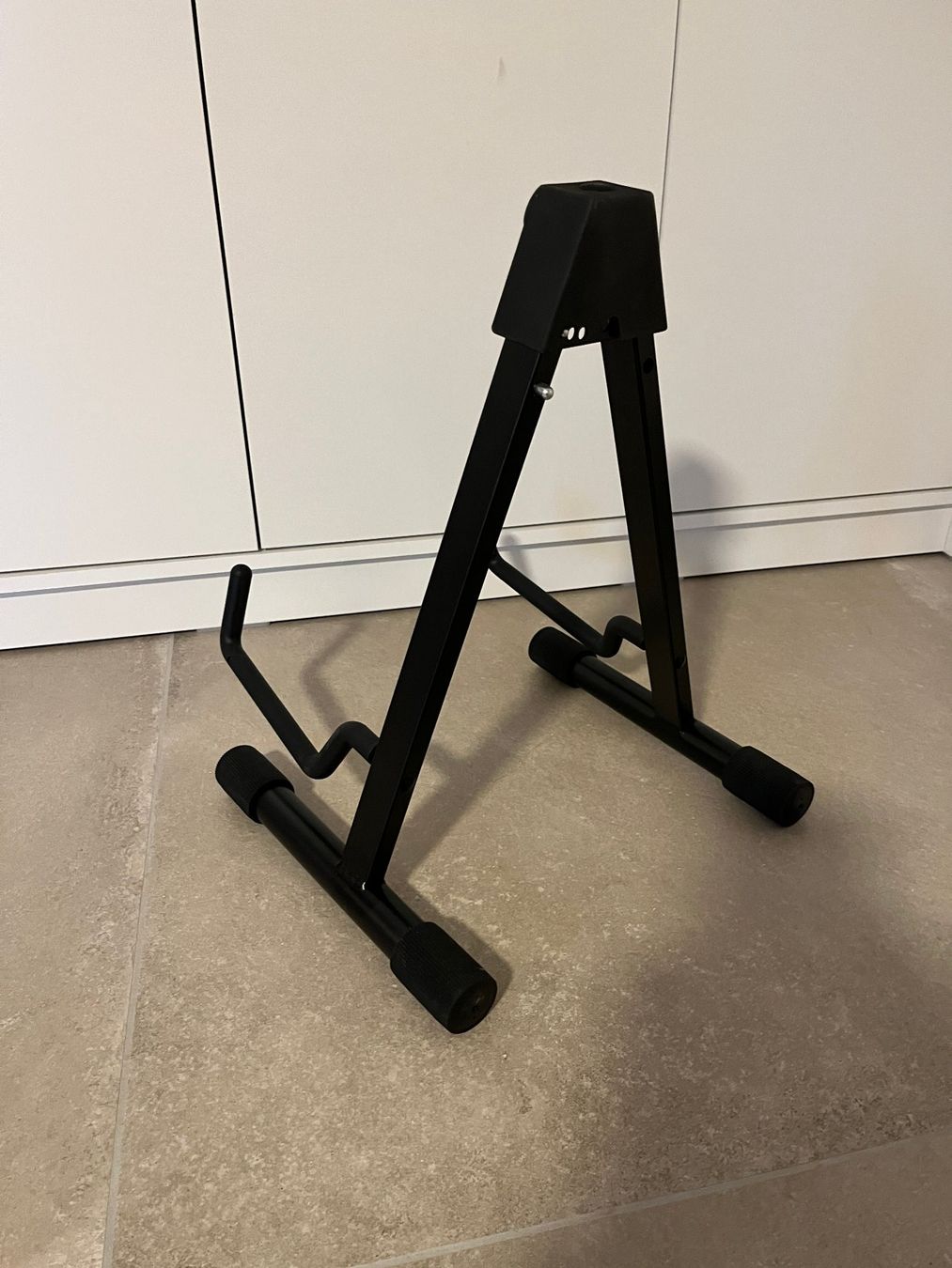 König & Meyer Instrumenten-& Notenständer: Support pour guitare acoustique – Gebraucht aus Arzier-Le Muids von ric_68mg 1