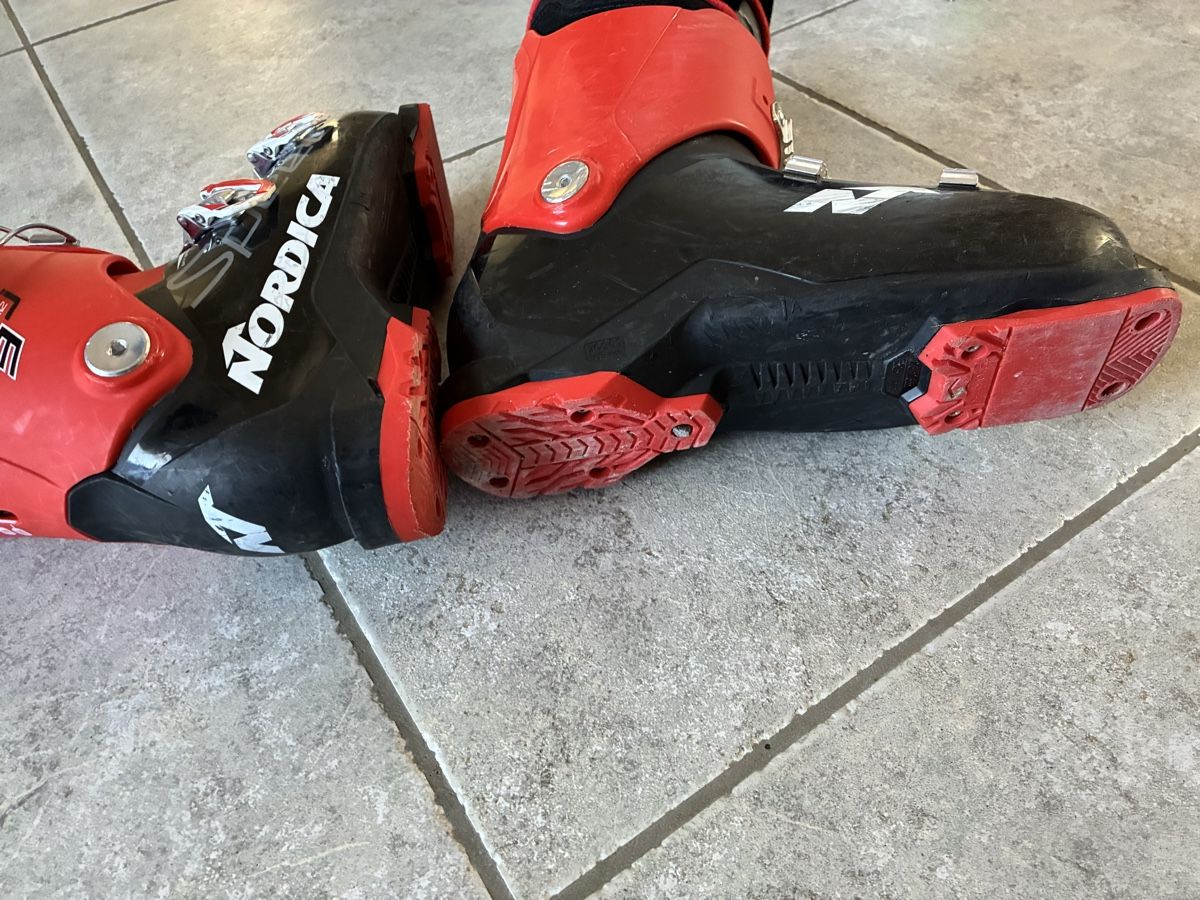 Nordica Schuhe für Jungen: Nordica Speedmachine J3 – Gebraucht aus Aarau Rohr von Sheeno 1