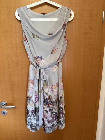 Street One Sommerkleid Gr. 38 mit Blumenmuster