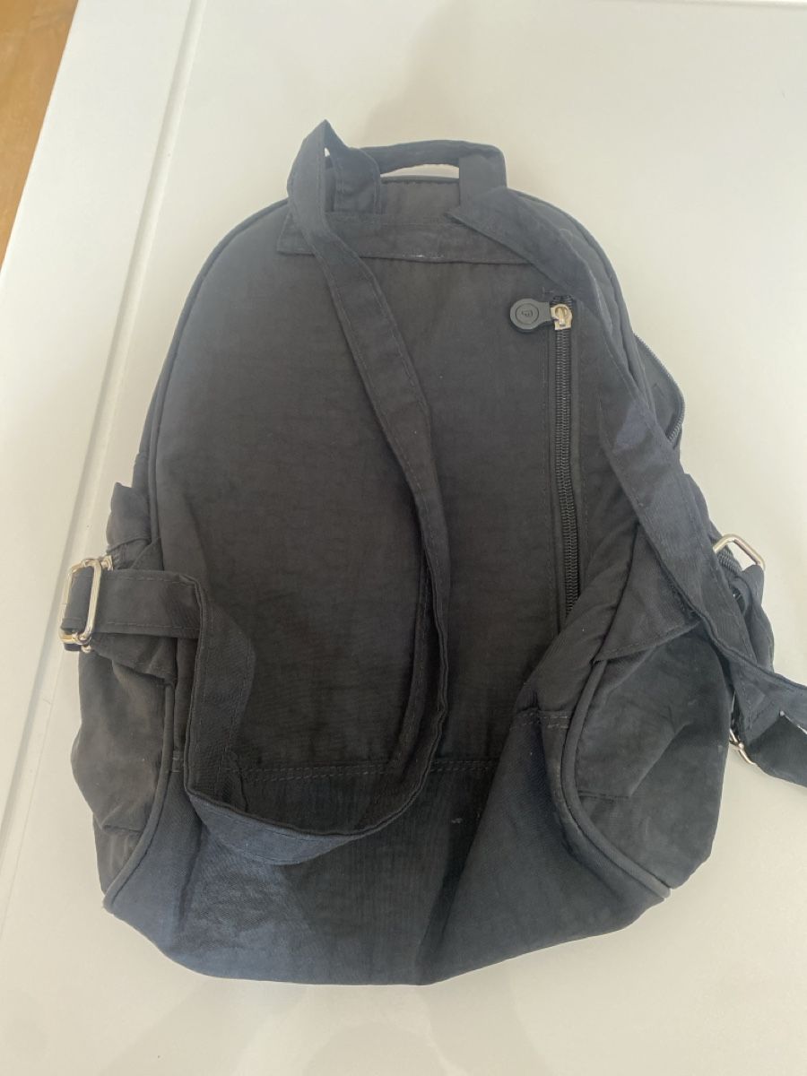 Rucksäcke: Schwarzer Fantasy Rucksack mit vielen Fächern – Gebraucht aus Läufelfingen von Alles_Garantie 3