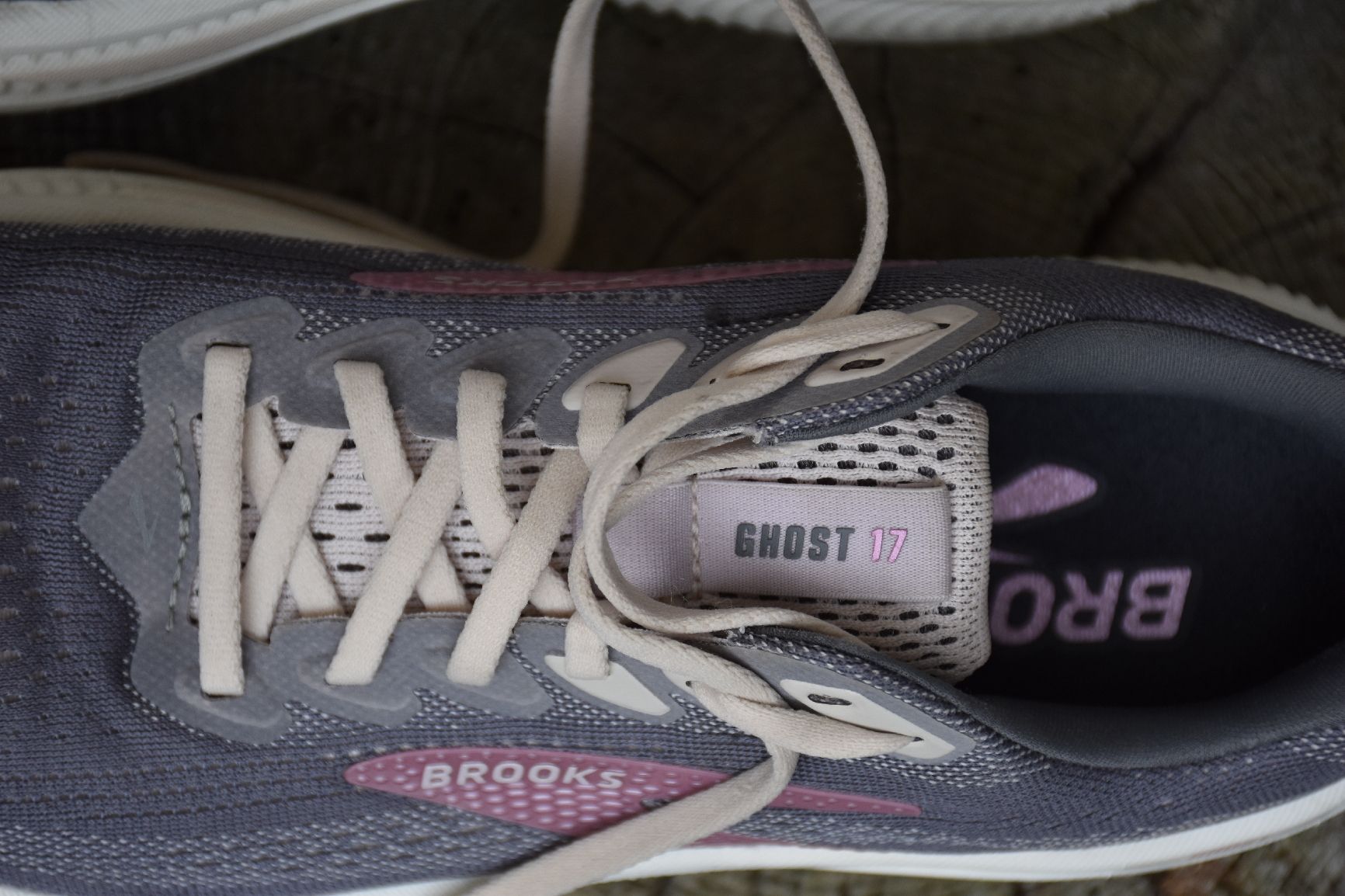 Brooks Scarpe da donna: Brooks Ghost 17 Damen Gr. 40 – Usato da Thun venduto da jan_8tz2 3
