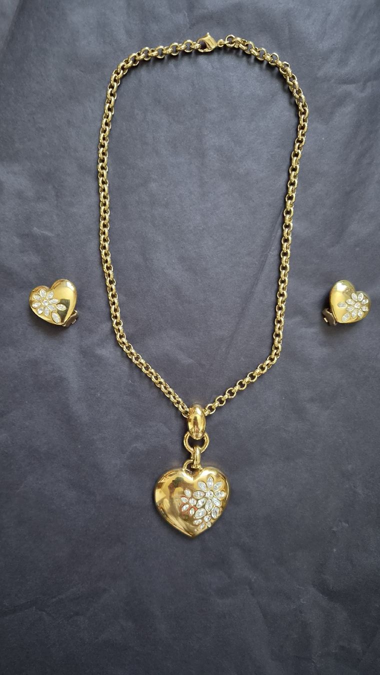 Dior Sonstiger Schmuck: Schmuckset Grossé Ch Dior originalbox – Gebraucht aus Kölliken von Upcycling-by-Mc-TAM
