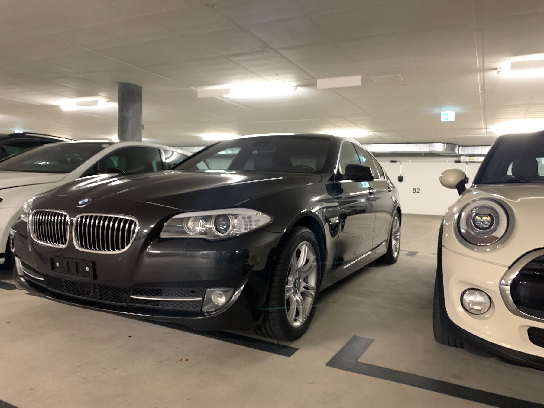 BMW Automobili: BMW F10 535i – Usato da Basel venduto da valokuvaaja 5