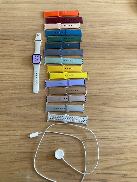 Apple Watch SE GPS modèle a2722 2nd gén. + 16 bracelets | Kaufen auf ...