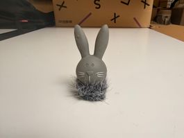 Osterhase Dekoration Figur grau mit Fell 11x6cm