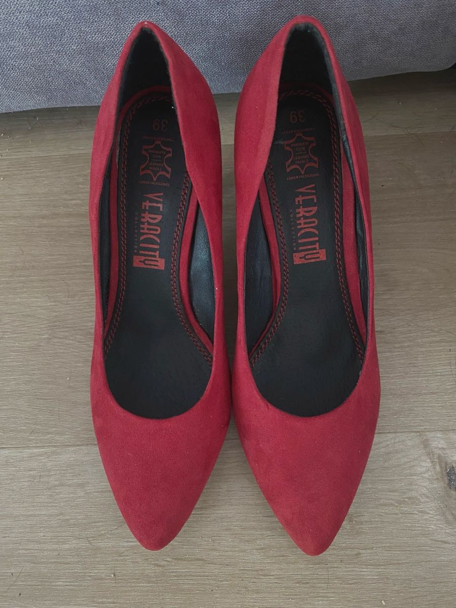Scarpe da donna: Escarpin – Nuovo (secondo la descrizione) da Chézard-St-Martin venduto da monster2525