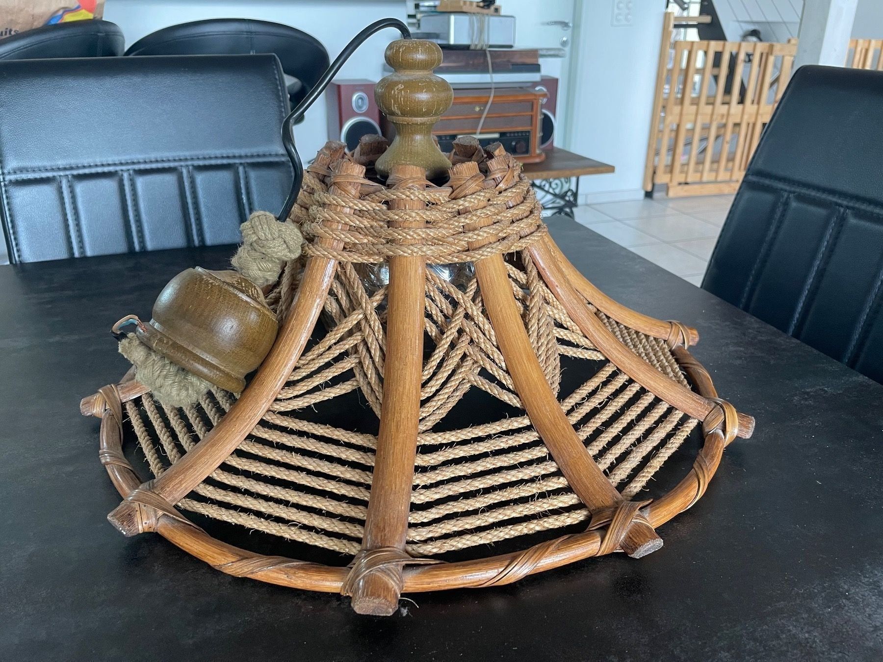Lampadari & plafoniere: Alte Hängeleuchte aus Rattan – Usato da Siebnen venduto da stevenf 1