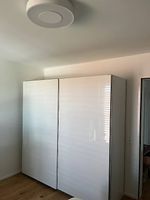 Ikea . Kleiderschrank mit Schiebetüren Hochglanz Weiss