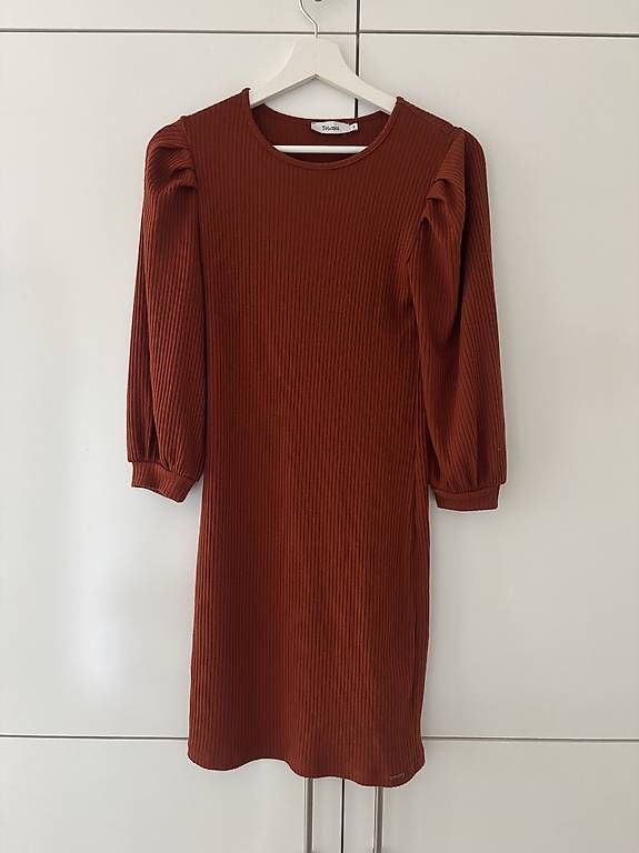 Vestiti: Strickkleid – Usato da St. Gallen venduto da Sofia175