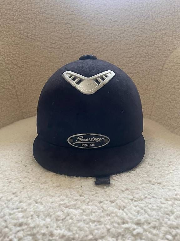 Caschi: Casco d'equitazione - Reithelm – Usato da Figino venduto da phschaerer