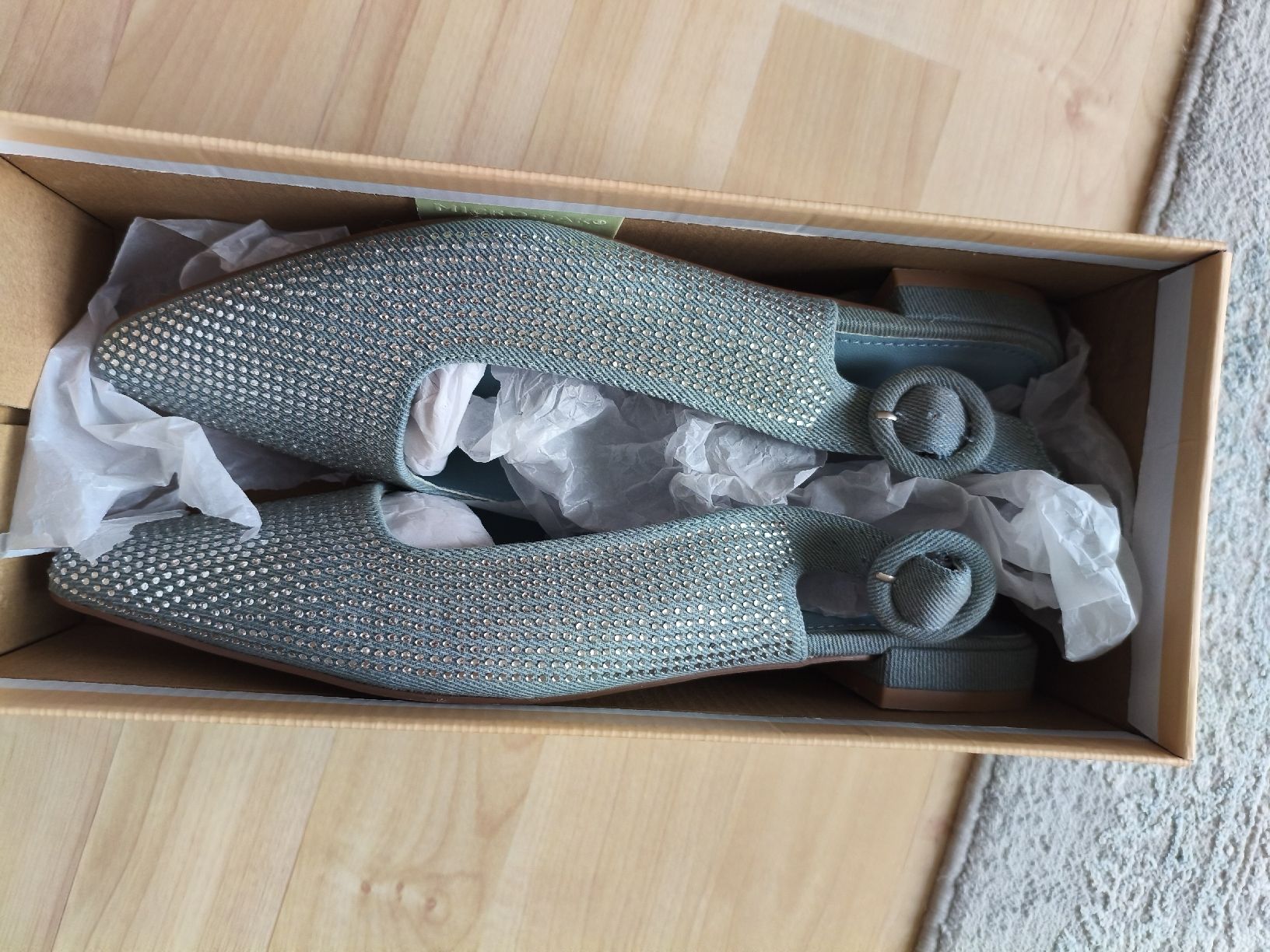 Scarpe da donna: Jeans Slingpumps mit Strass, Grösse 39, neu – Nuovo e nell'imballaggio originale da Rieden AG venduto da juliarieden