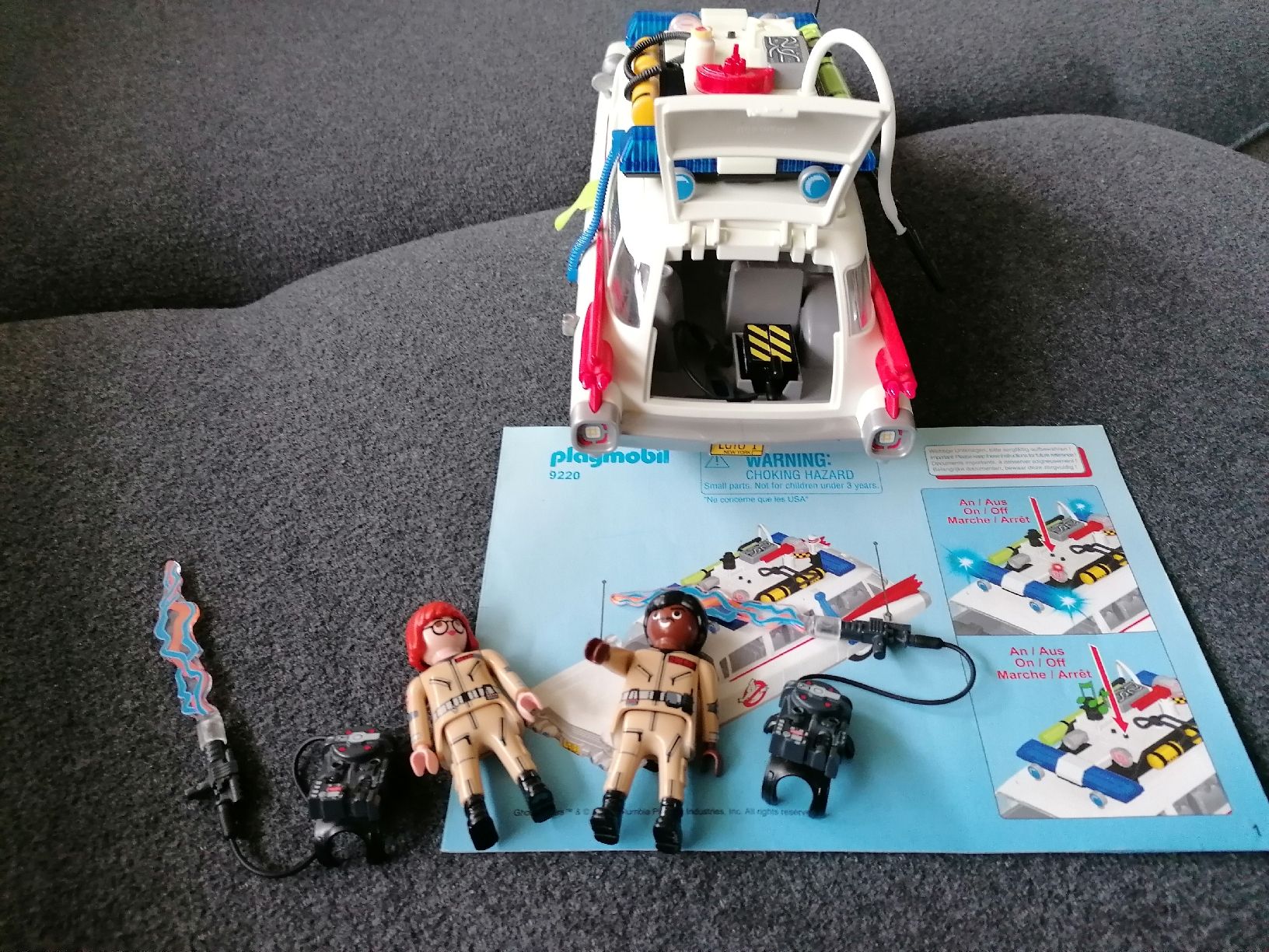Playmobil Spielzeuge: Playmobil Ghostbusters Auto Ecto 1 – Gebraucht aus Sempach von  4