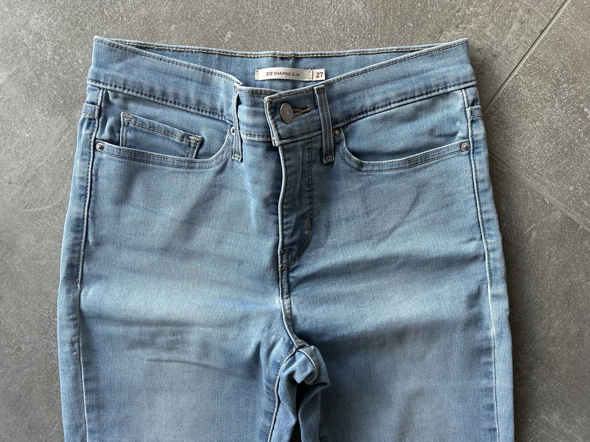 Levi's Jeans: Tolle LEVI's / LEVI STRAUSS JEANS – Gebraucht aus Nidfurn von cejeisda 2