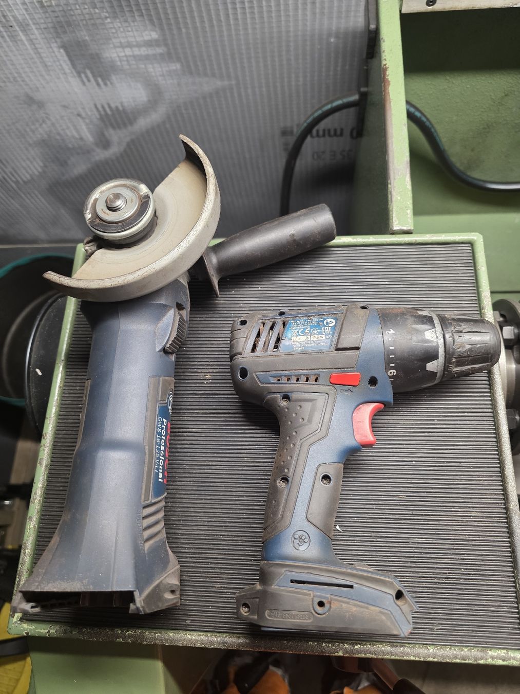 Bosch Tutti gli attrezzi: Bosch Professional Akku Werkzeug  – Difettoso da Brittern venduto da aeb_6mw6 3