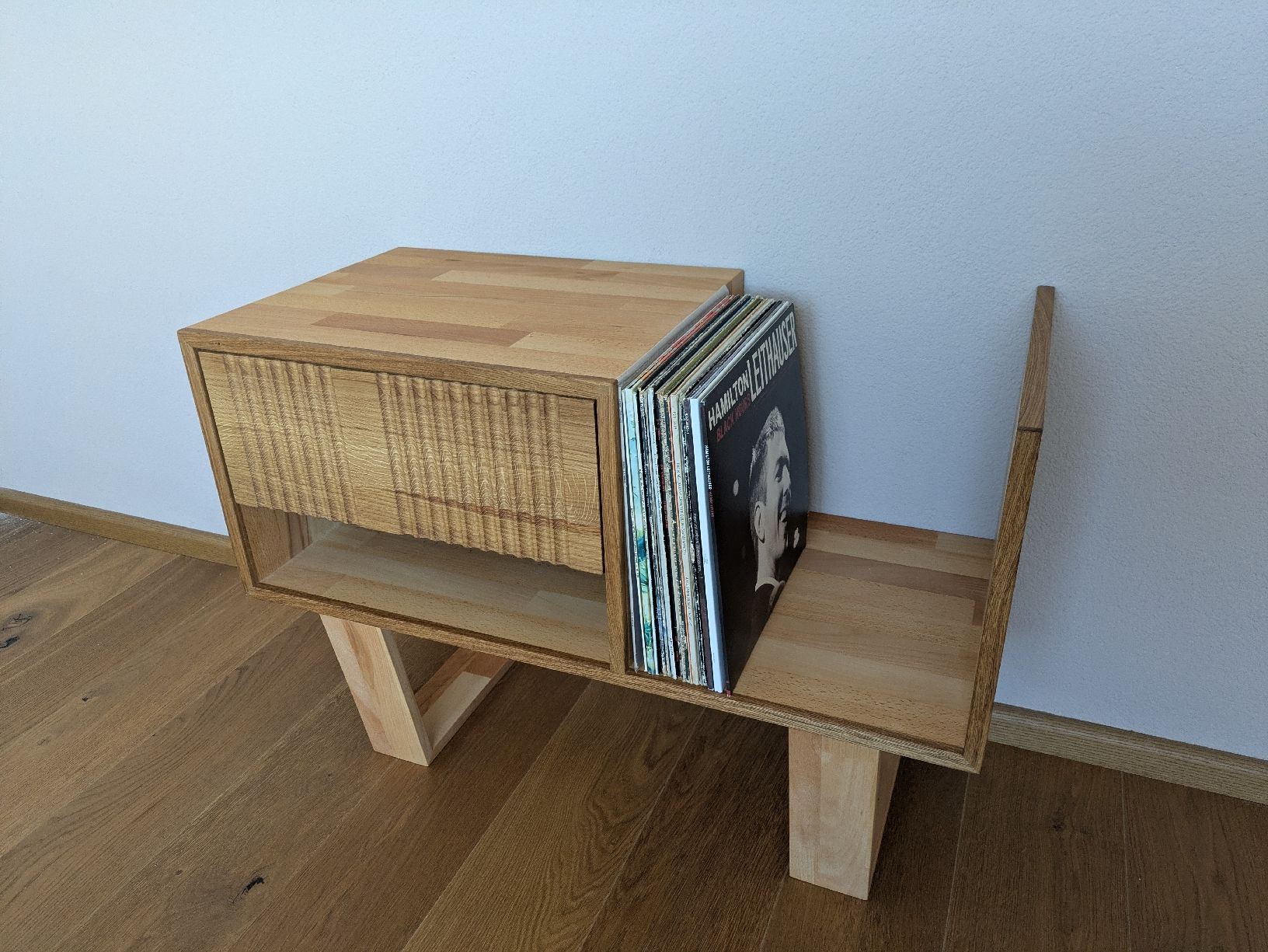 Cassettiere: Plattenschrank – Nuovo (secondo la descrizione) da Suhr venduto da Seegarten