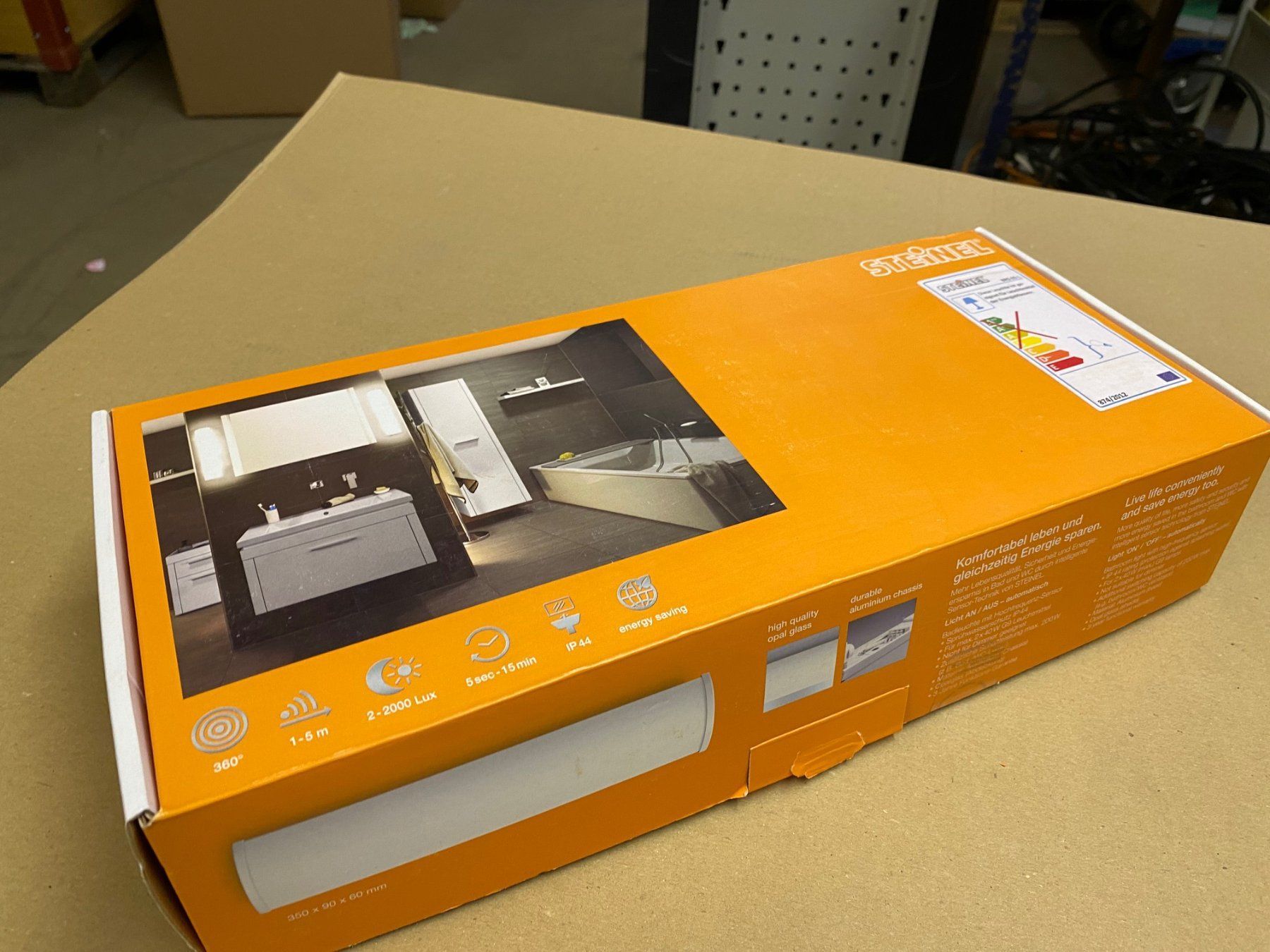 Steinel Spiegelschränke: neue Steinel Sensor Bad-Leuchte Alu – Neu und originalverpackt aus Necker von liq24 4