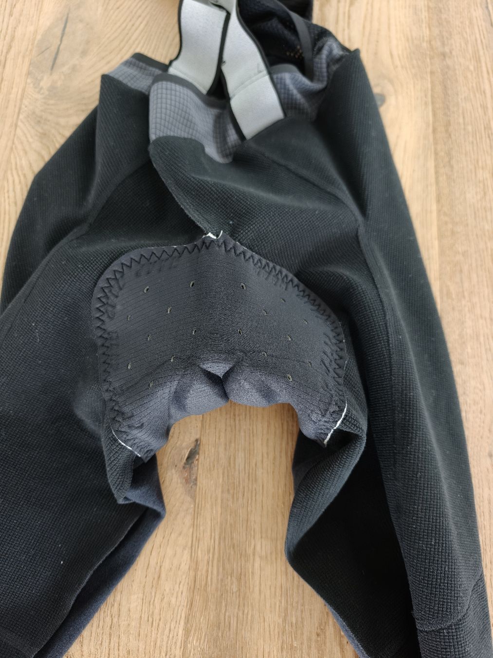 Pantaloni: MAAP Apex Deep Winter Tight 2.0 Large – Nuovo (secondo la descrizione) da Bachenbülach venduto da Food4Thought 5