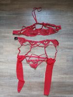 Dessous Set rot mit Spitze und Strapsen