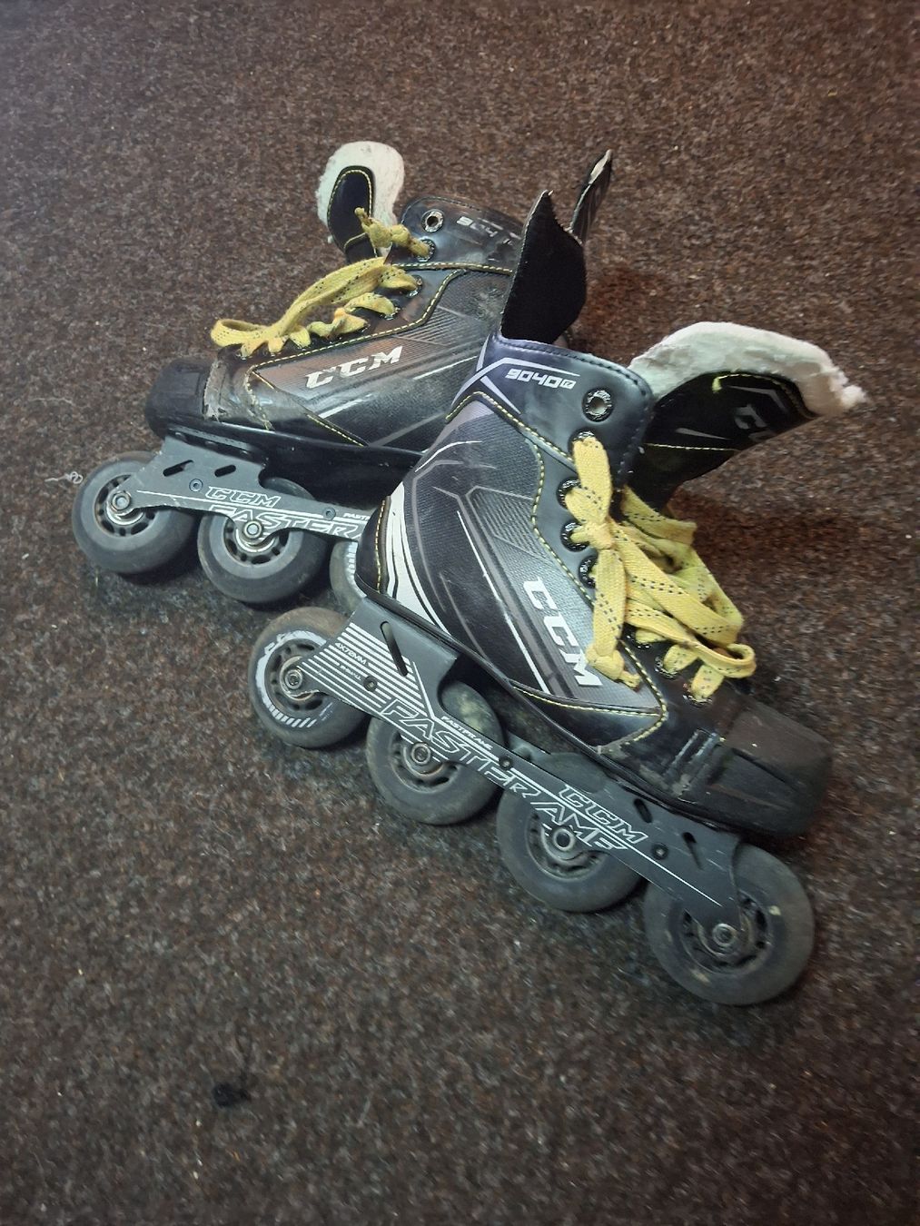 Ccm Patins à roul. & inline: CCM Inlineskates, Kinder Grösse 34 – D'occasion à Gommiswald par mur_8v6r