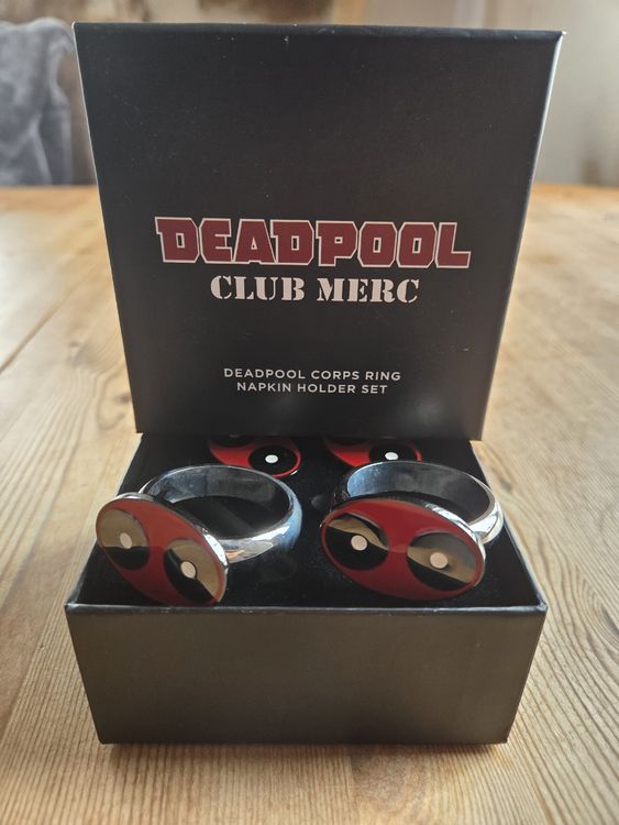 Deadpool Club Merc – Serviettenring-Set (Gebraucht) in Flamatt für CHF ...